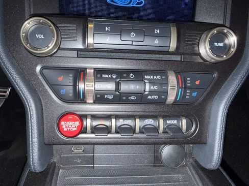 Used 2020 Ford Mustang Shelby GT500 w/ Technology Package image 14