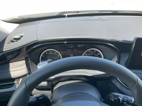 Used 2025 INFINITI QX60 Pure image 26