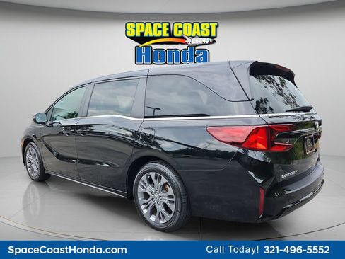 Certified 2025 Honda Odyssey Touring image 10
