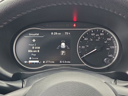 Used 2018 Nissan Kicks SR image 20