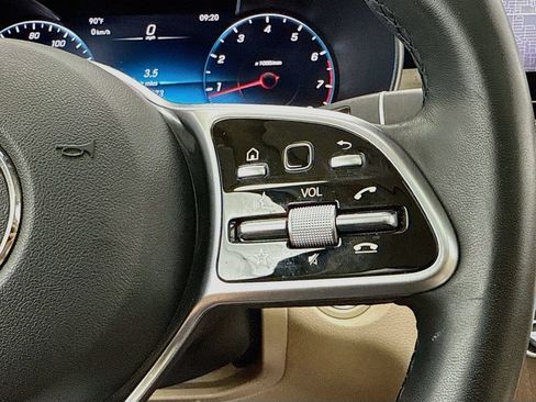 Certified 2021 Mercedes-Benz GLC 300 4MATIC image 12