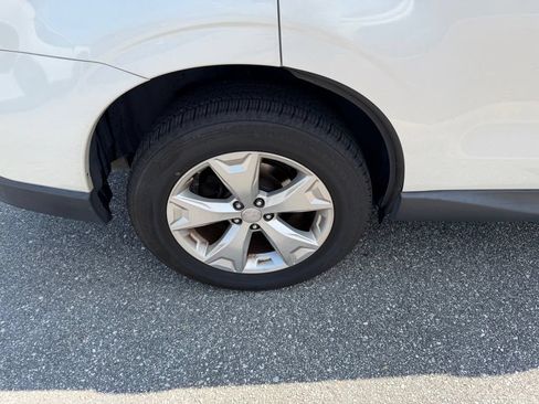 Used 2015 Subaru Forester 2.5i Limited w/ Popular Package #2 AWD/4WD image 5