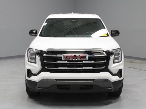 Used 2025 GMC Terrain Elevation AWD/4WD image 8