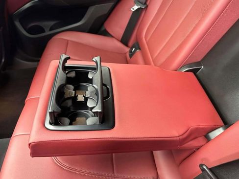 Used 2023 BMW X4 M40i w/ Premium Package image 11