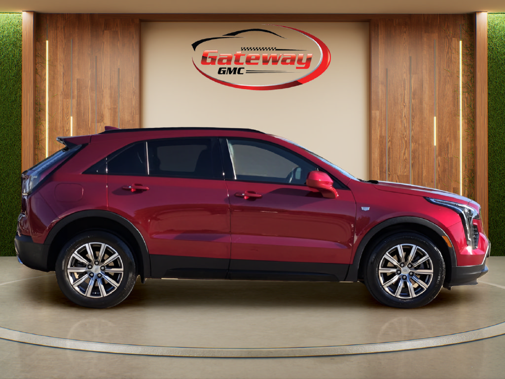 Used 2020 Cadillac XT4 Sport w/ Driver Awareness Package FWD image 4