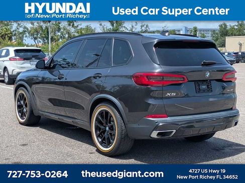 Used 2019 BMW X5 xDrive40i w/ Convenience Package AWD/4WD image 3