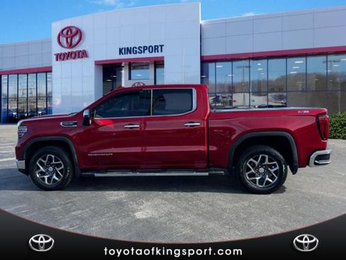 Used 2024 GMC Sierra 1500 SLT w/ SLT Premium Plus Package image 2