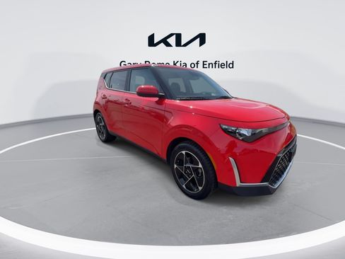 Used 2023 Kia Soul EX FWD image 2