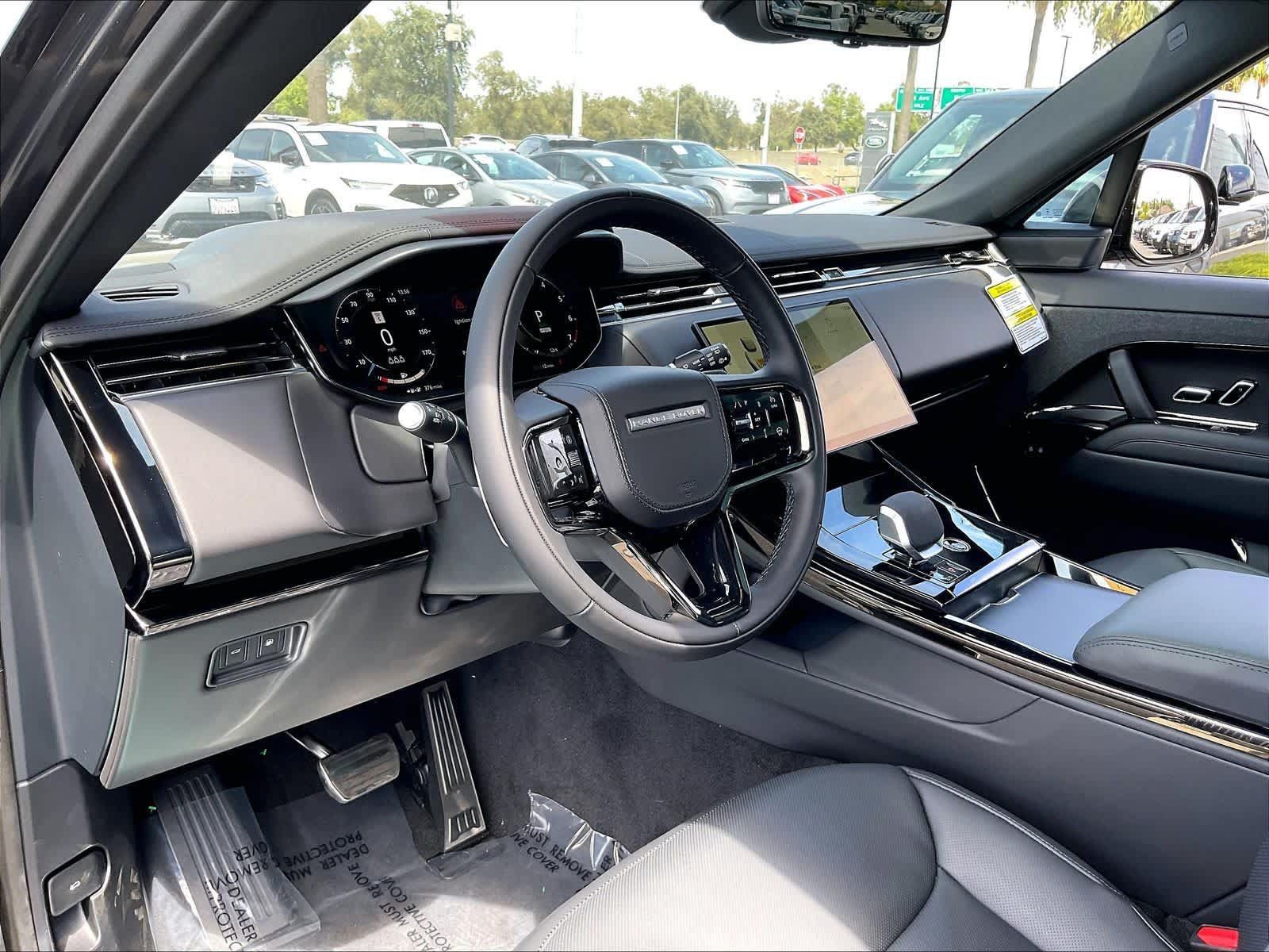 New 2026 Land Rover Range Rover Sport Dynamic SE AWD/4WD image 8
