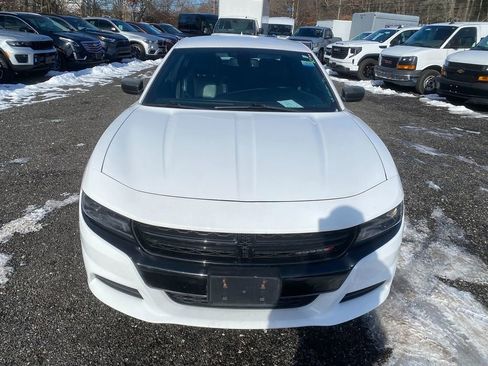 Used 2019 Dodge Charger SXT w/ Plus Group image 3