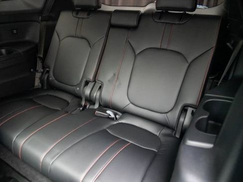Certified 2025 Honda Pilot TrailSport image 9