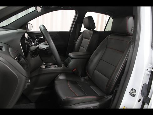 Certified 2024 Chevrolet Equinox RS w/ RS Leather Package AWD/4WD image 5
