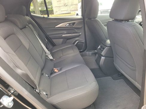 New 2026 Chevrolet Equinox EV LT image 17