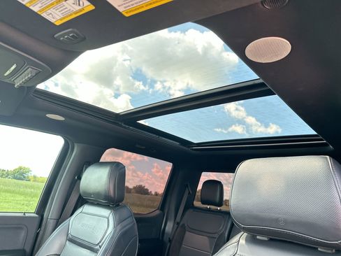 Used 2022 Ford F150 Raptor w/ Equipment Group 801A High image 22