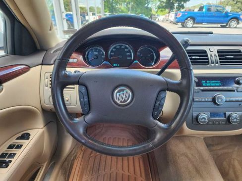 Used 2009 Buick Lucerne CX FWD image 18