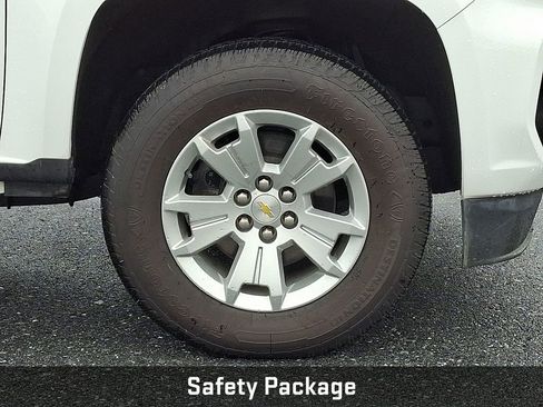 Used 2022 Chevrolet Colorado LT w/ Fleet Safety Package image 10