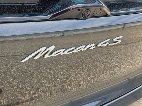 Certified 2025 Porsche Macan 4S Electric AWD/4WD image 13