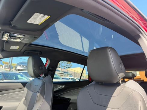 Used 2023 Volkswagen ID.4 Pro S Plus AWD/4WD image 19