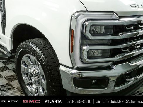 Used 2024 Ford F250 Lariat w/ Chrome Package AWD/4WD image 34