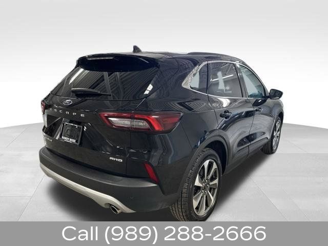 Used 2025 Ford Escape Platinum AWD/4WD image 6