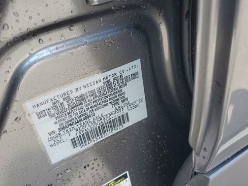 Used 2025 Nissan Kicks SR image 31