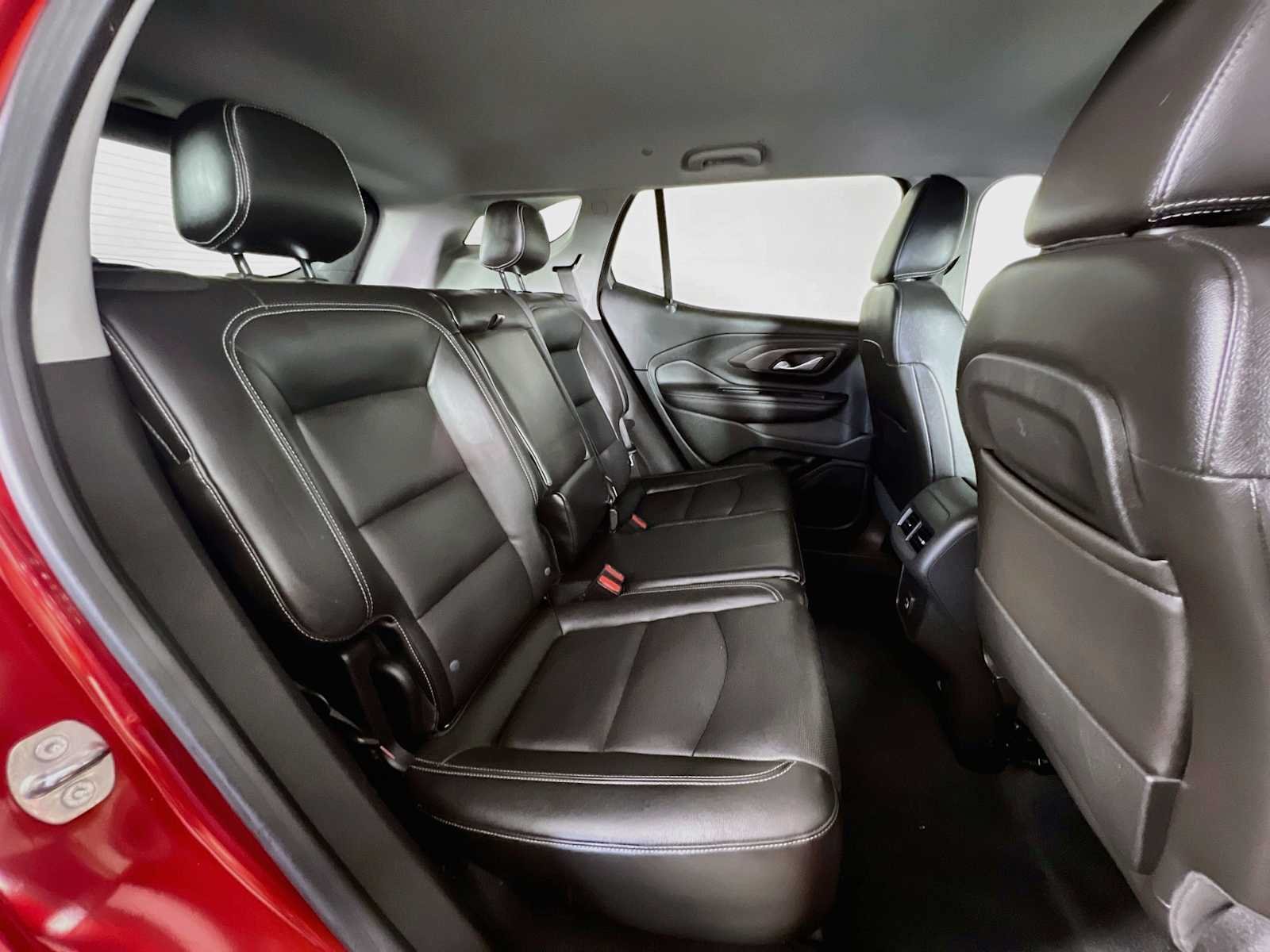 Used 2022 GMC Terrain SLT AWD/4WD image 27