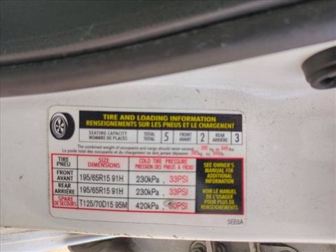 Used 2021 Nissan Versa S FWD image 14