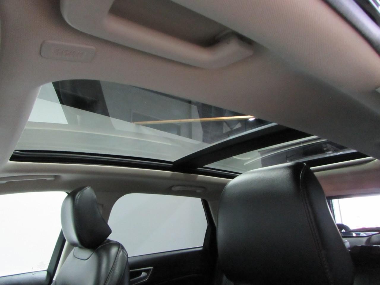 Used 2024 Ford Edge SEL w/ Convenience Package AWD/4WD image 31