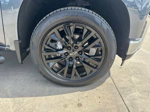 Used 2019 Chevrolet Silverado 1500 LTZ w/ LTZ Plus Package AWD/4WD image 36