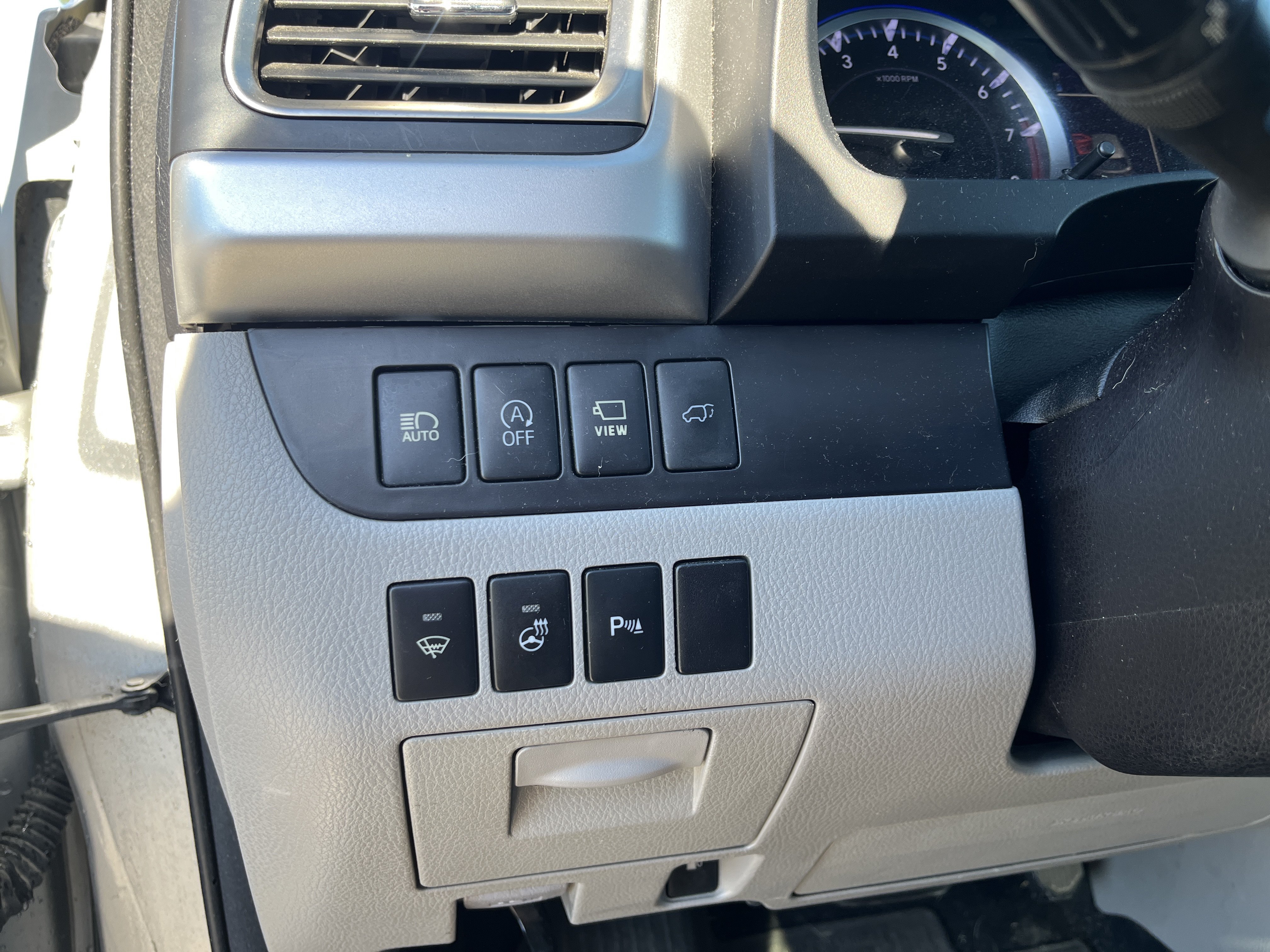 Used 2017 Toyota Highlander Limited Platinum AWD/4WD image 23