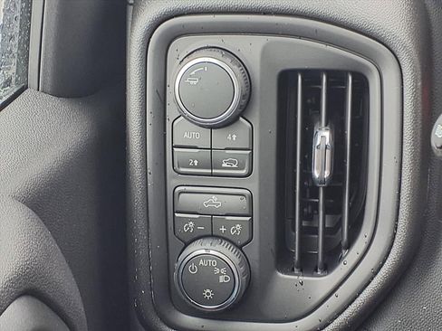 New 2026 Chevrolet Silverado 1500 Custom image 9