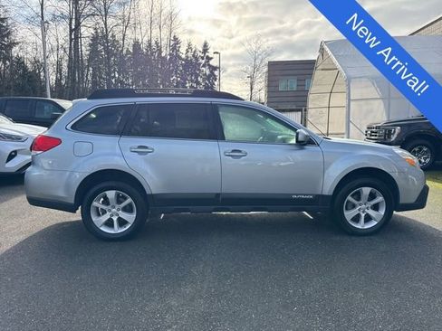 Used 2013 Subaru Outback 2.5i Premium w/ All-Weather Pkg image 8
