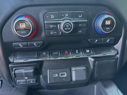 Used 2019 Chevrolet Silverado 1500 RST w/ All-Star Edition AWD/4WD image 19