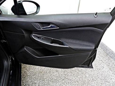 Used 2017 Chevrolet Cruze LS image 11