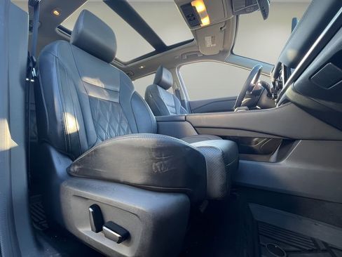 Used 2024 Chevrolet Trax ACTIV w/ Driver Confidence Package image 25