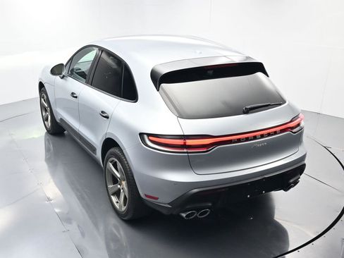 Certified 2022 Porsche Macan image 37