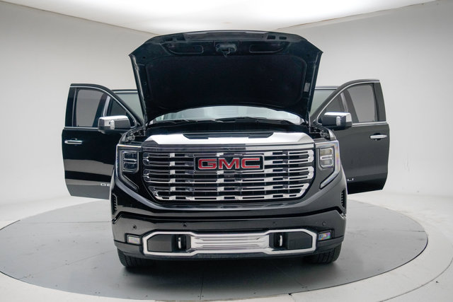 Used 2022 GMC Sierra 1500 Denali AWD/4WD image 16