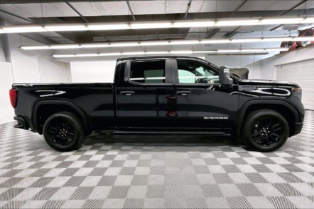 Used 2024 GMC Sierra 1500 Pro w/ Graphite Edition AWD/4WD image 15
