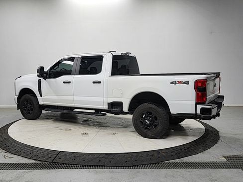 Used 2023 Ford F250 XL w/ STX Appearance Package AWD/4WD image 5