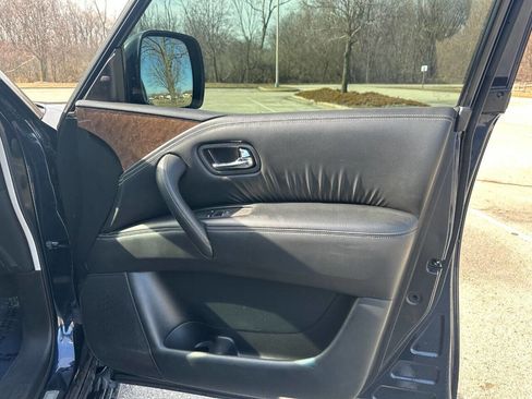 Used 2017 INFINITI QX80 4WD w/ Driver Assistance Package image 22
