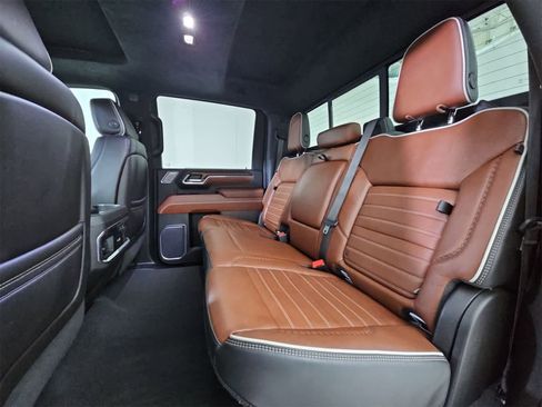 Used 2024 GMC Sierra 3500 Denali Ultimate image 20