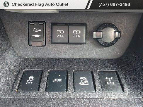 Used 2018 Toyota Highlander Limited image 18