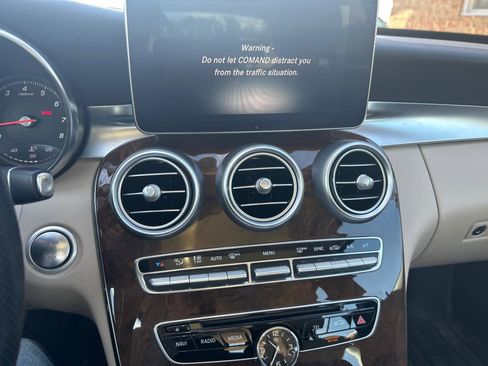 Used 2016 Mercedes-Benz C 300 4MATIC Sedan image 11