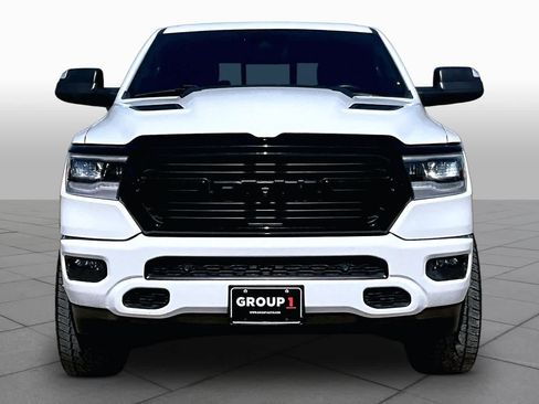 Used 2023 RAM 1500 Laramie AWD/4WD image 4