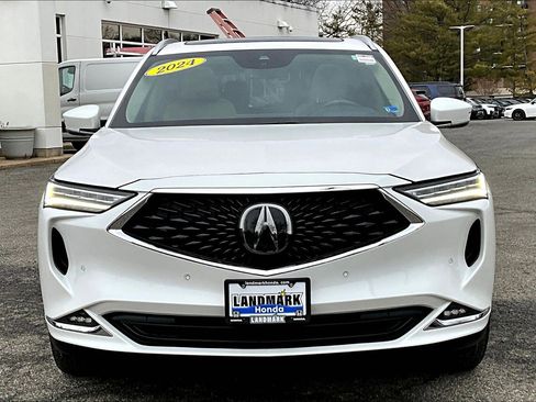 Used 2024 Acura MDX SH-AWD w/ Advance Package image 3