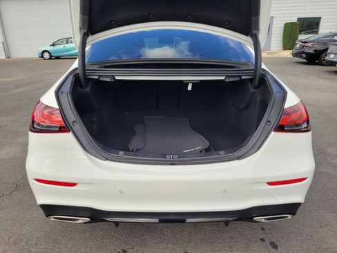 Used 2022 Mercedes-Benz E 350 Sedan image 27