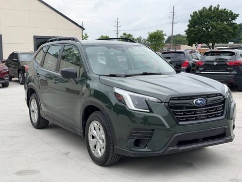 Used 2022 Subaru Forester AWD/4WD image 4