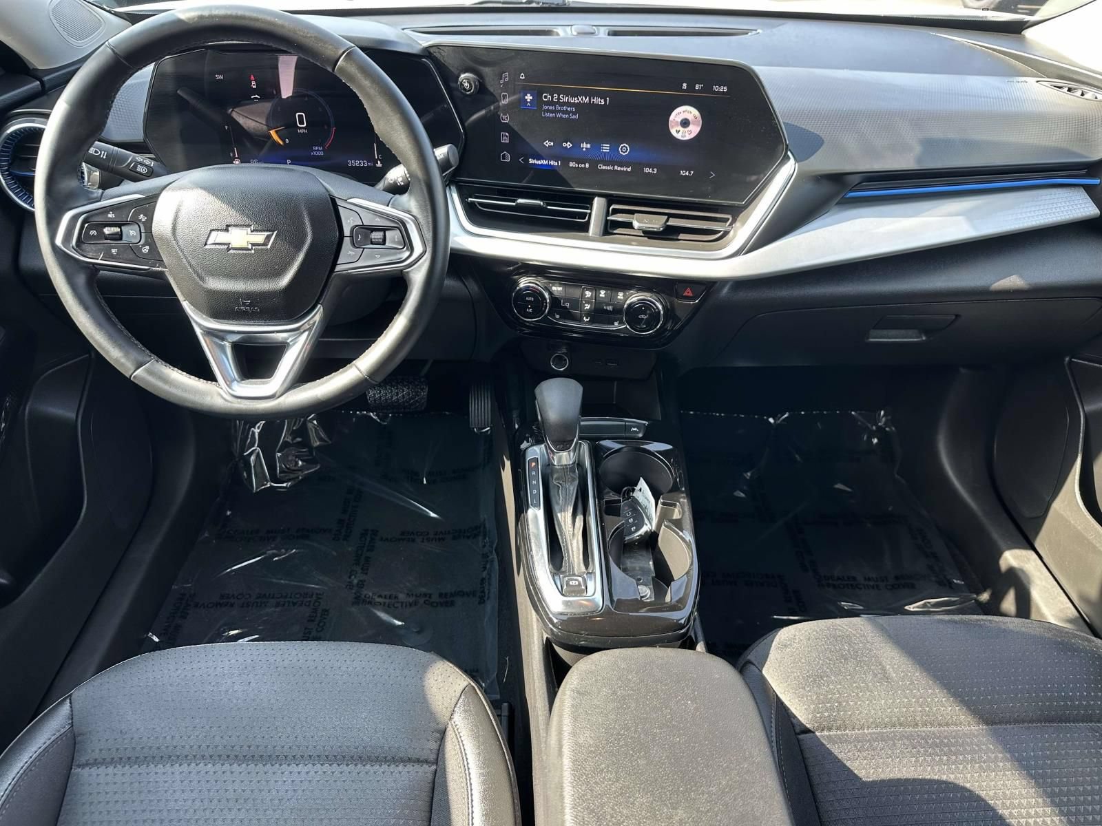 Used 2024 Chevrolet Trax LT w/ Driver Confidence Package FWD image 9