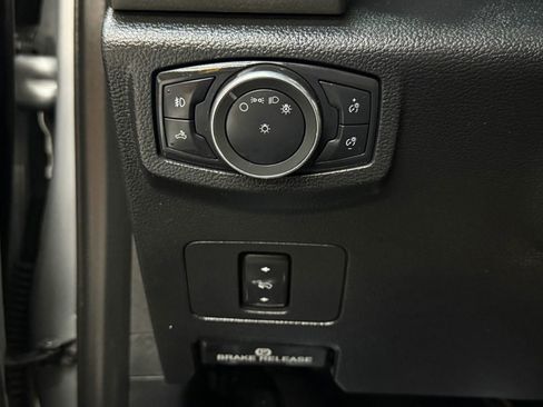 Used 2019 Ford F250 Lariat w/ Lariat Value Package image 26