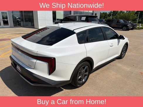 Used 2025 Kia K4 FWD image 5